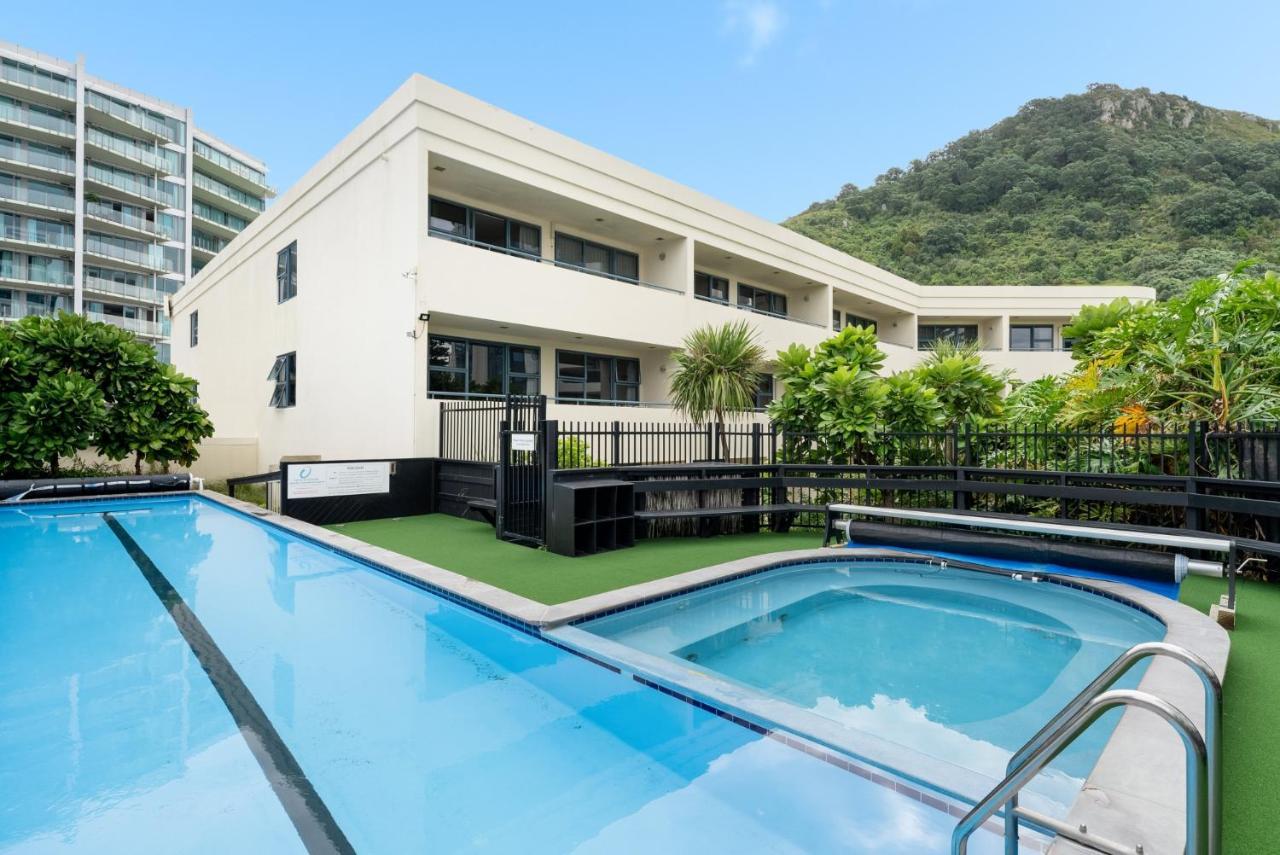 Oceanside Apartment With Garden Views マウント・マウンガヌイ エクステリア 写真