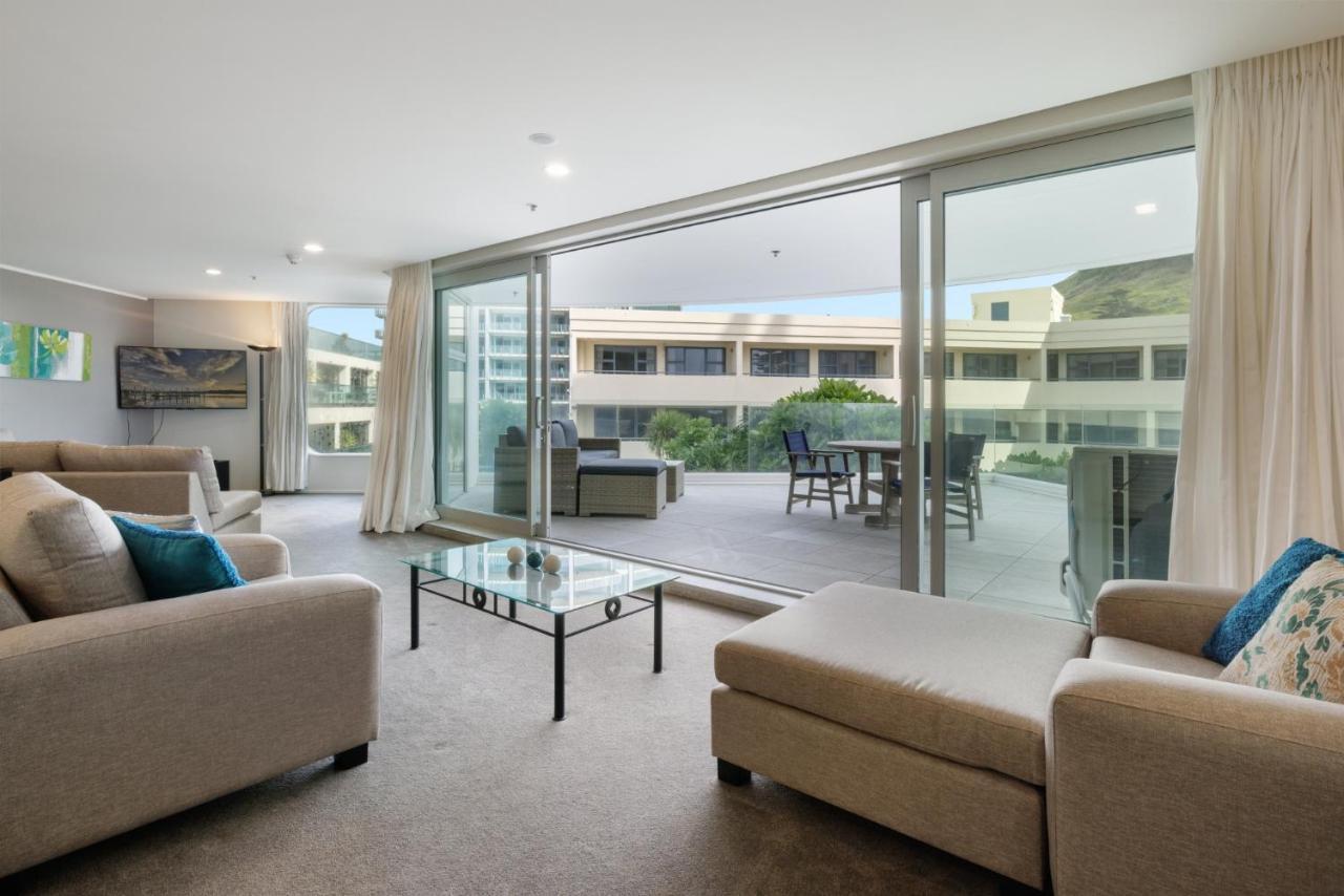 Oceanside Apartment With Garden Views マウント・マウンガヌイ エクステリア 写真